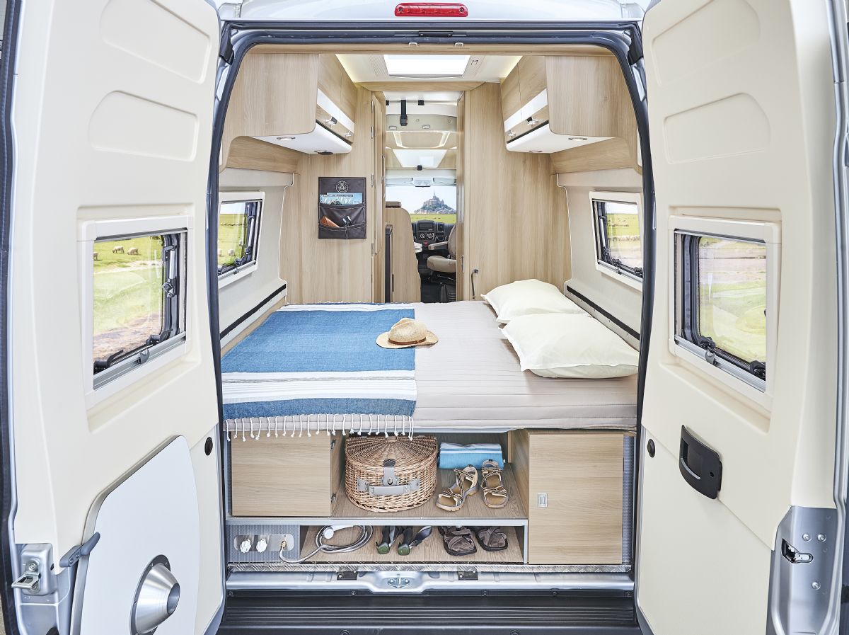 New Dreamer Living Van Select - Automatic